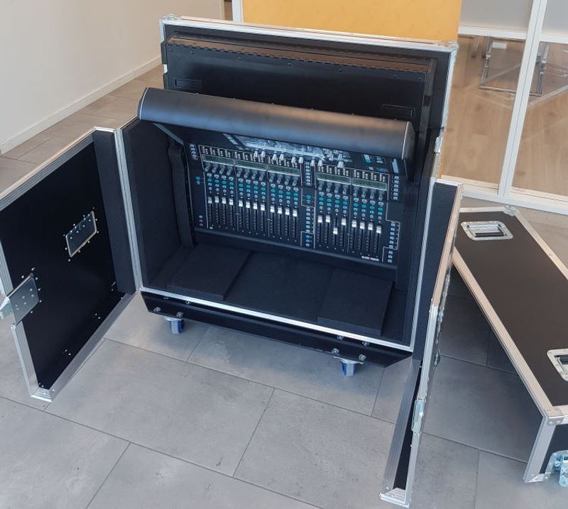 Allen & Heat C2500 Flightcase med Vippefunksjon